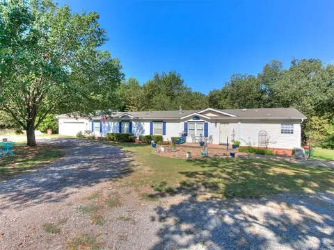 5525 Devin Dr, Guthrie, OK 73044 photo 3