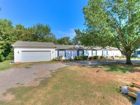 5525 Devin Dr, Guthrie, OK 73044 photo 4