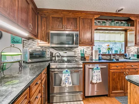 5525 Devin Dr, Guthrie, OK 73044 photo 29