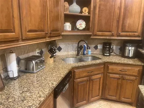 1012 Lanie Ln, Moore, OK 73160 photo 13