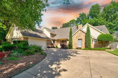 2815 Majesty Ct, Norman, OK 73072