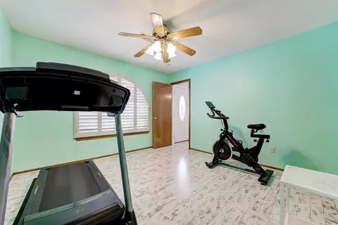 920 N Windermere Dr, Moore, OK 73160 photo 30