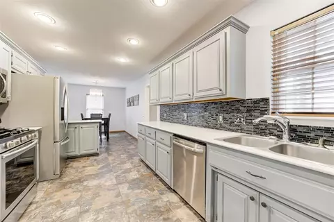 920 N Windermere Dr, Moore, OK 73160 photo 20