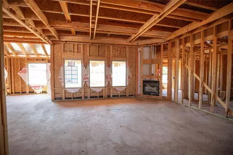 8140 NW 151st St, Edmond, OK 73013