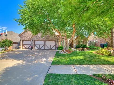 801 NW 194th Ter, Edmond, OK 73012
