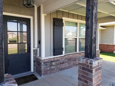 3405 Superior Dr, Moore, OK 73160 photo 2