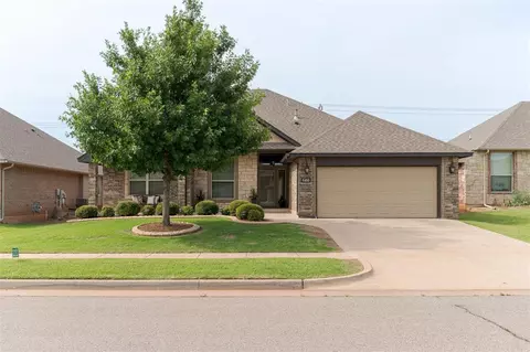 6400 NW 158th Ter, Edmond, OK 73013