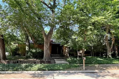 3911 Morrison Cir, Norman, OK 73072