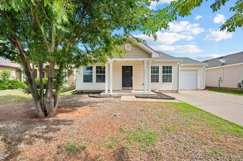 1821 NW 143rd St, Edmond, OK 73013