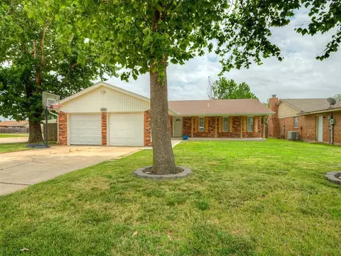 801 Dorchester Dr, Yukon, OK 73099