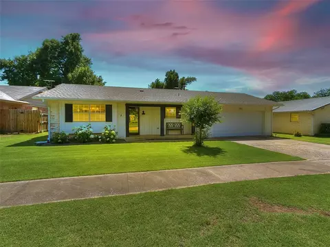 3105 Beverly Dr, Edmond, OK 73013
