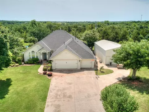 708 Grandview Rd, Tuttle, OK 73089 photo 2