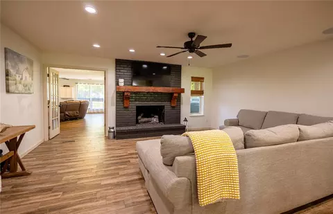 1008 Pine Ridge Rd, Tuttle, OK 73089 photo 11