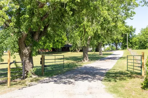 1008 Pine Ridge Rd, Tuttle, OK 73089