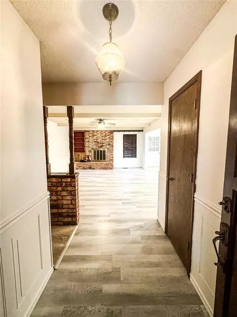 827 Crestview Dr, Cushing, OK 74023 photo 7