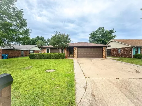 827 Crestview Dr, Cushing, OK 74023 photo 3