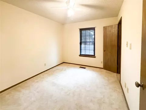 827 Crestview Dr, Cushing, OK 74023 photo 29