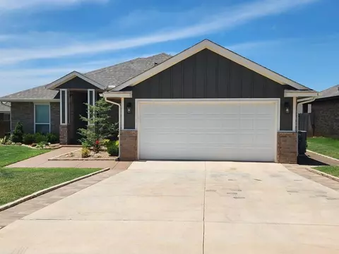 2220 Norwood Dr, Norman, OK 73026