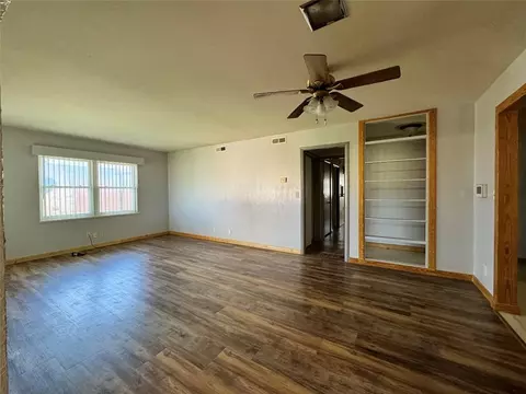 200 Sioux Trl, Burns Flat, OK 73624 photo 14
