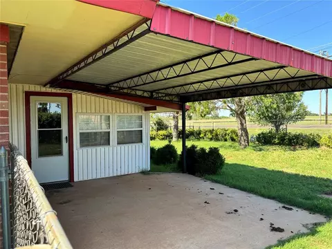 200 Sioux Trl, Burns Flat, OK 73624 photo 8