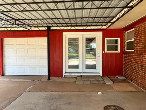 200 Sioux Trl, Burns Flat, OK 73624 photo 5