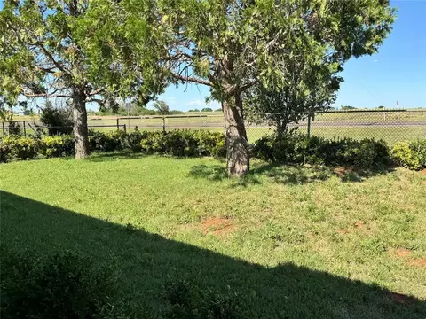 200 Sioux Trl, Burns Flat, OK 73624 photo 39