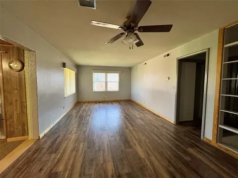 200 Sioux Trl, Burns Flat, OK 73624 photo 13
