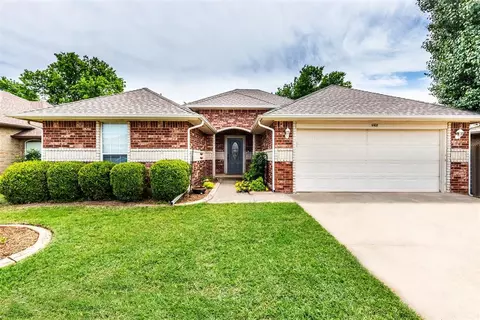 11108 SW 8th St, Yukon, OK 73099