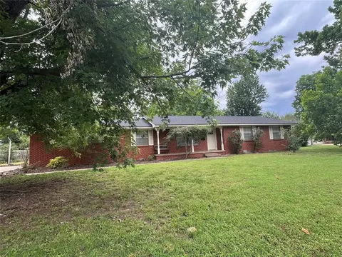 833 Birch Dr, Norman, OK 73072