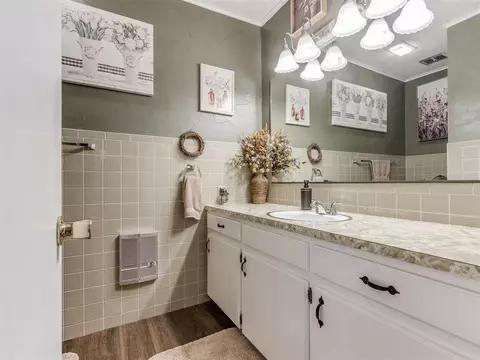 16 E Ayre St, Shawnee, OK 74801 photo 37