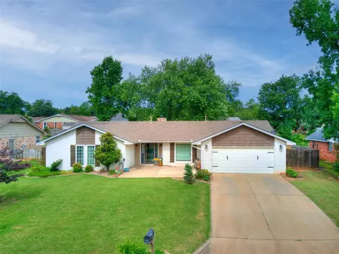 12 Beckley St, Shawnee, OK 74804