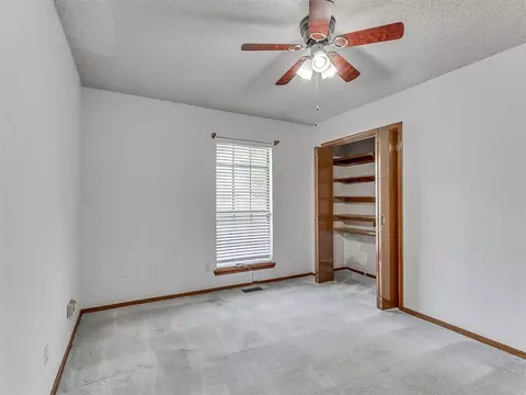 108 E Mesa Verde St, Yukon, OK 73099 photo 29