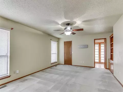 108 E Mesa Verde St, Yukon, OK 73099 photo 19