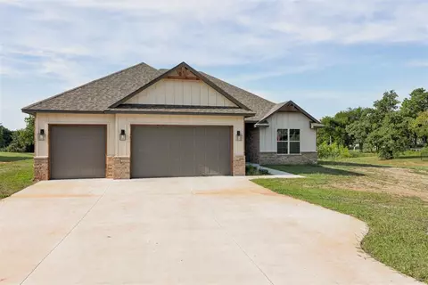 320 Turtle Dove Ct, Blanchard, OK 73010