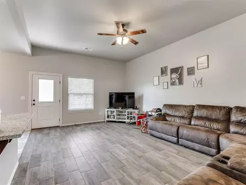5714 Cedar Tree Cir, Guthrie, OK 73044 photo 10
