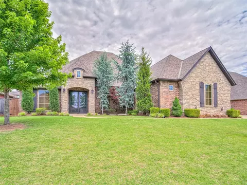 13704 Cascata Strada, Oklahoma City, OK 73170