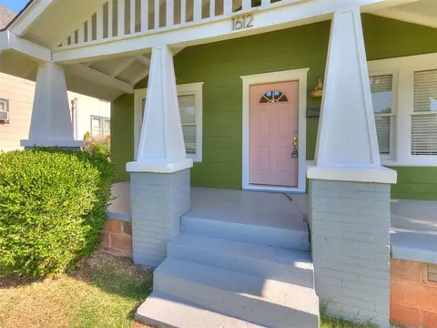 1612 W Harrison St, Guthrie, OK 73044