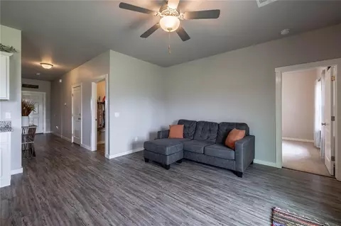 15951 Lasso Cir, Mcloud, OK 74851 photo 11