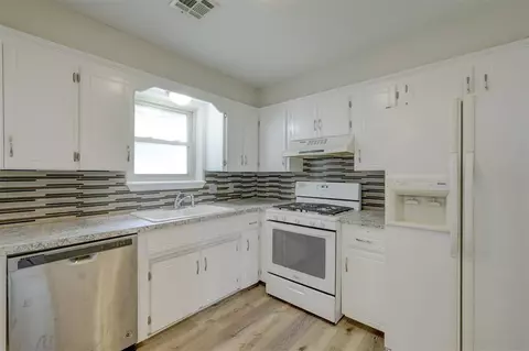 1016 Juno Cir, Edmond, OK 73003 photo 7