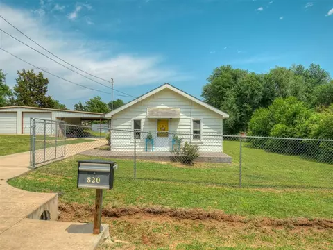 820 Oakdale Dr, Oklahoma City, OK 73127