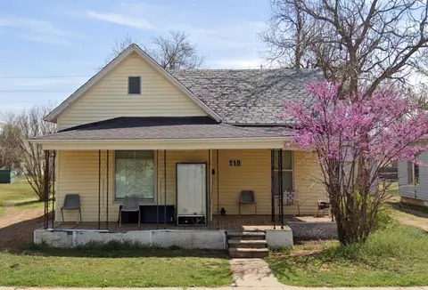 110 S Hitchcock, Hobart, OK 73651