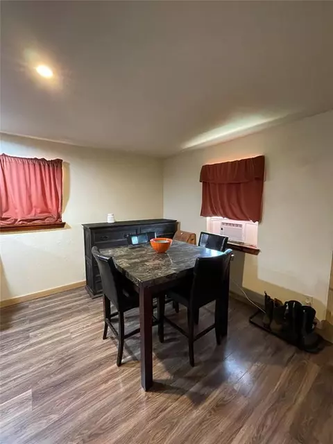 8761 Knapp, Davis, OK 73030 photo 4