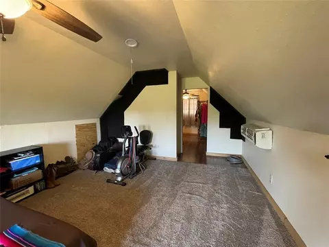 8761 Knapp, Davis, OK 73030 photo 7