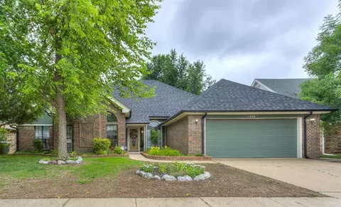 1208 NW 199th St, Edmond, OK 73012