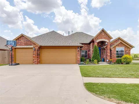 8812 SW 48th St, Oklahoma City, OK 73179