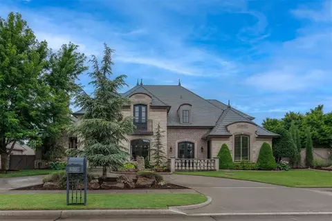 416 Flint Ridge Ct, Norman, OK 73072