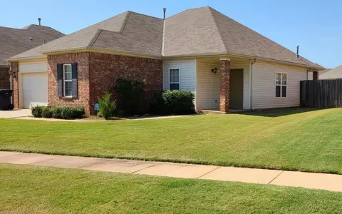 7009 Old Glory Ln, Oklahoma City, OK 73135