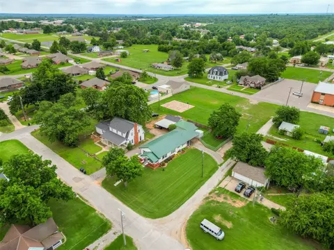 117 S 7th St, Mcloud, OK 74851 photo 49