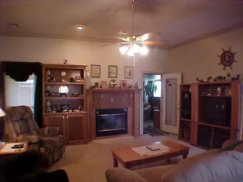 1304 Winchester Pl, Tuttle, OK 73089 photo 3