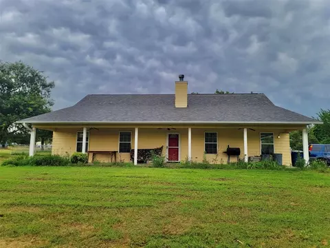 3300 S Luther Rd, Harrah, OK 73045